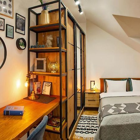 Old Town Loft Apartments Kamianets-Podilskyi Ngoại thất bức ảnh