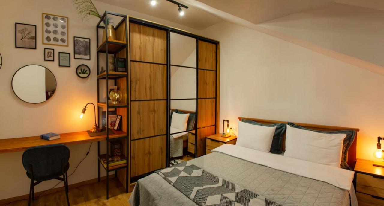 Old Town Loft Apartments Kamianets-Podilskyi Ngoại thất bức ảnh
